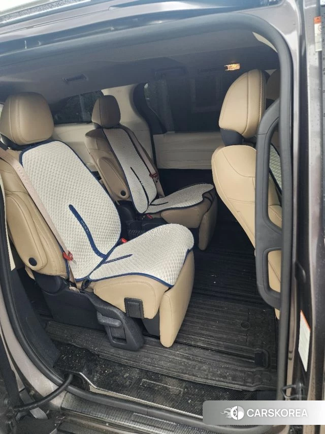 Toyota Sienna 4th Generation 2024 Песочный из Кореи, фото 2