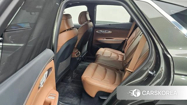 Genesis GV70 2024 Темно-зеленый из Кореи, фото 2
