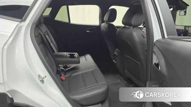 Chevrolet (GM Daewoo) Trax Crossover 2024 Белый из Кореи, фото 2