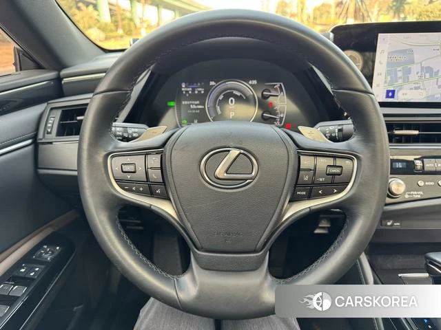 Lexus ES 2023 Белый из Китая, фото 2