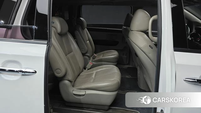 Kia The New Carnival 2018 Белый из Кореи, фото 2