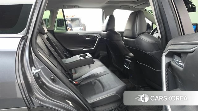 Toyota RAV4 5th Generation 2022 Серый из Кореи, фото 2