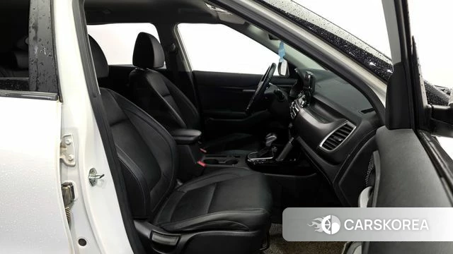 Kia Seltos 2022 Белый из Кореи, фото 2