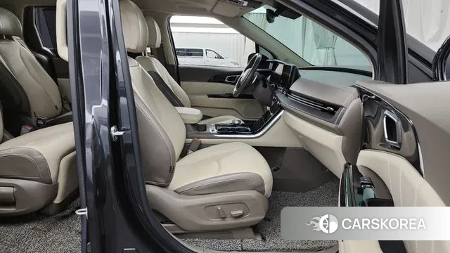 Kia Carnival 4th generation 2021 Серый из Кореи, фото 2