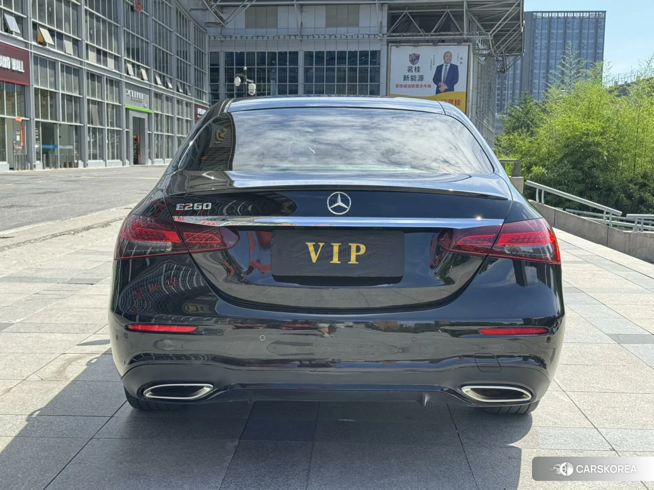 Mercedes-Benz E-class (imported) 2022 Черный из Китая, фото 2