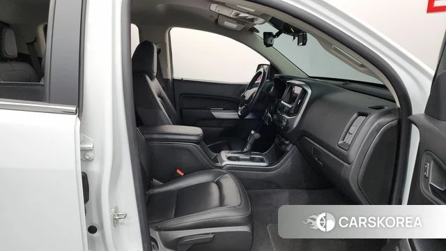 Chevrolet (GM Daewoo) Real New Colorado 2021 Белый из Кореи, фото 2