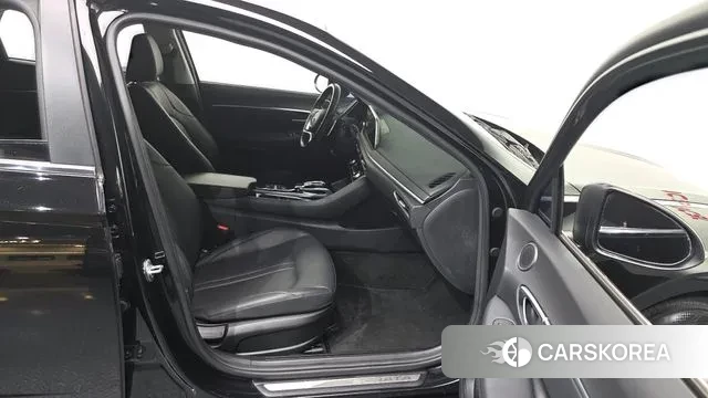 Hyundai Sonata (DN8) 2020 Черный из Кореи, фото 2