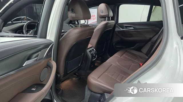 BMW X4 (G02) 2025 Белый из Кореи, фото 2