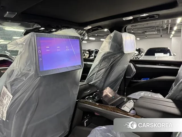 Cadillac Escalade 5th Generation 2025 Черный из Кореи, фото 2