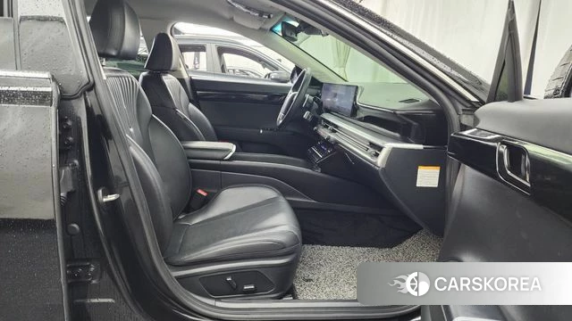 Hyundai Grandeur Hybrid (GN7) 2023 Черный из Кореи, фото 2