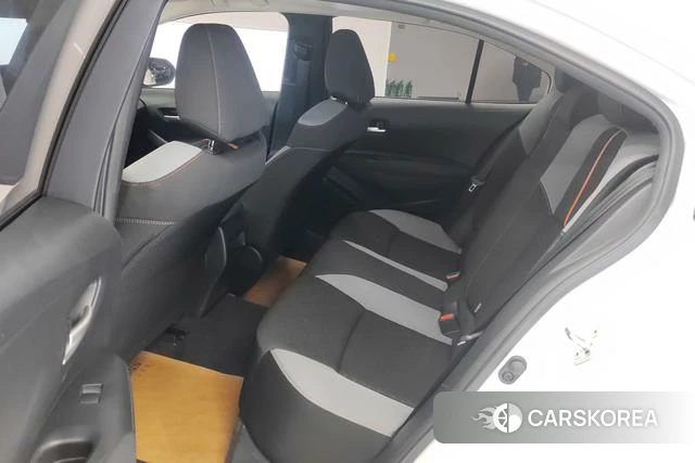 Toyota Corolla 2023 Белый из Китая, фото 2