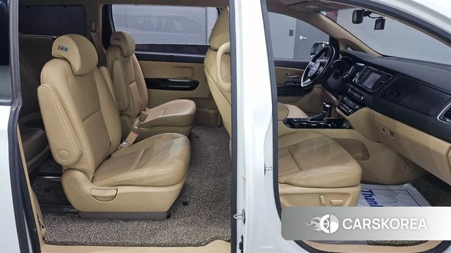 Kia The New Carnival 2018 Белый из Кореи, фото 2