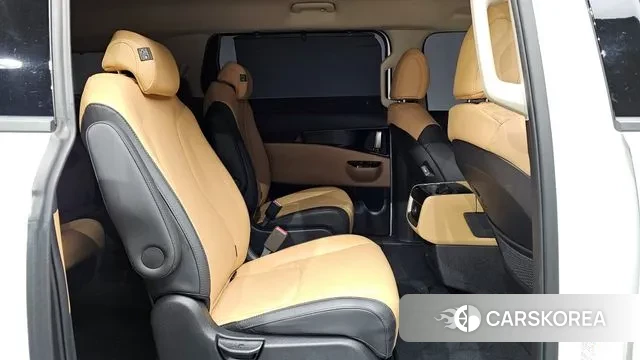 Kia Carnival 4th generation 2022 Белый из Кореи, фото 2