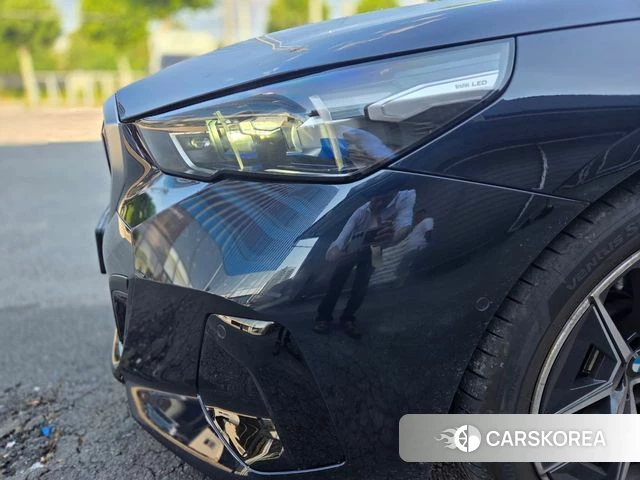 BMW 5 Series (G60) 2025 Синий из Кореи, фото 2