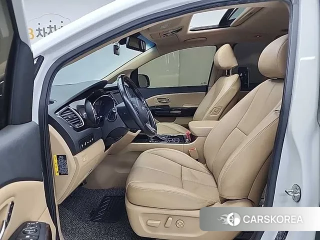 Kia The New Carnival 2019 Белый из Кореи, фото 2