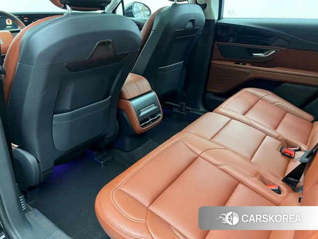 Lincoln Navigator 2025 Черный из Китая, фото 2