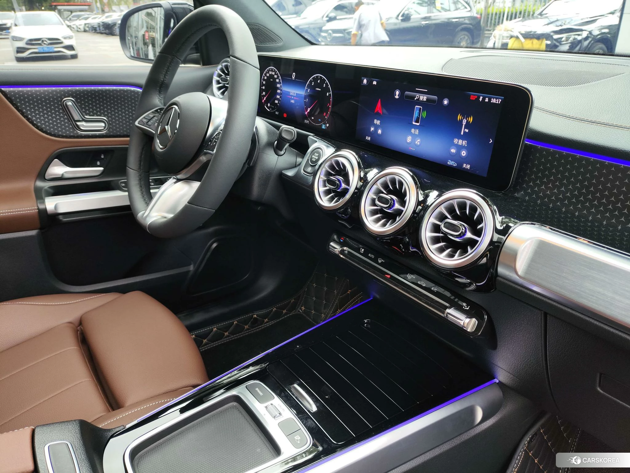 Mercedes-Benz GLB 2025 Черный из Китая, фото 2
