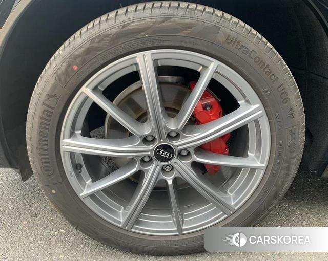 Audi Q5L 2024 Черный из Китая, фото 2