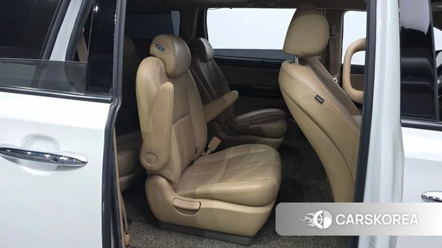 Kia The New Carnival 2019 Белый из Кореи, фото 2