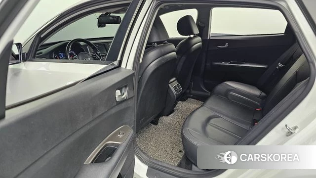 Kia The New K5 2nd generation 2019 Белый из Кореи, фото 2