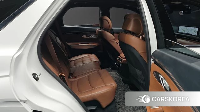Genesis GV70 2021 Белый из Кореи, фото 2