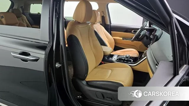 Kia Carnival 4th generation 2023 Черный из Кореи, фото 2