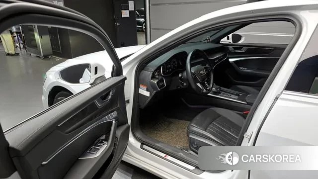 Audi A6 (C8) 2020 Белый из Кореи, фото 2