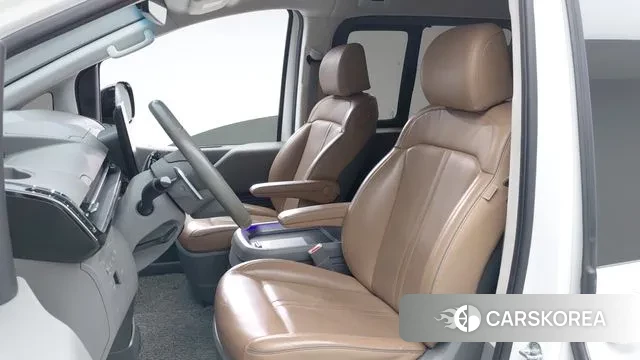 Hyundai Staria 2022 Белый из Кореи, фото 2
