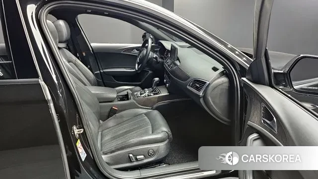 Audi New A6 2018 Черный из Кореи, фото 2