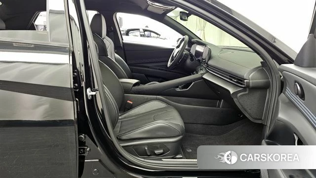 Hyundai The New Avante (CN7) 2025 Черный из Кореи, фото 2