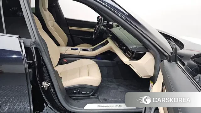 Porsche Taycan 2021 Черный из Кореи, фото 2