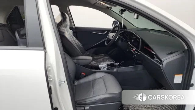 Kia Di Ol Nu Niro 2025 Белый из Кореи, фото 2