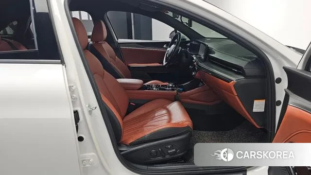 Kia The New K5 Hybrid 3rd generation 2023 Белый из Кореи, фото 2