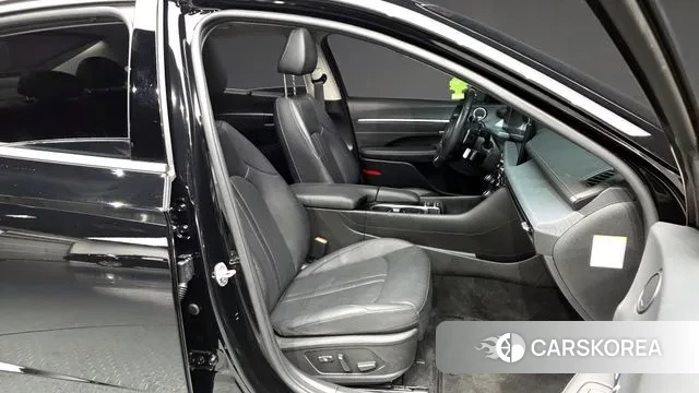 Hyundai Sonata D Edge Hybrid (DN8) 2023 Черный из Кореи, фото 2