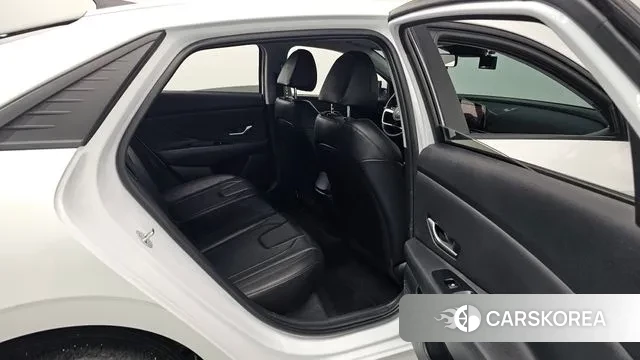 Hyundai Avante (CN7) 2023 Белый из Кореи, фото 2