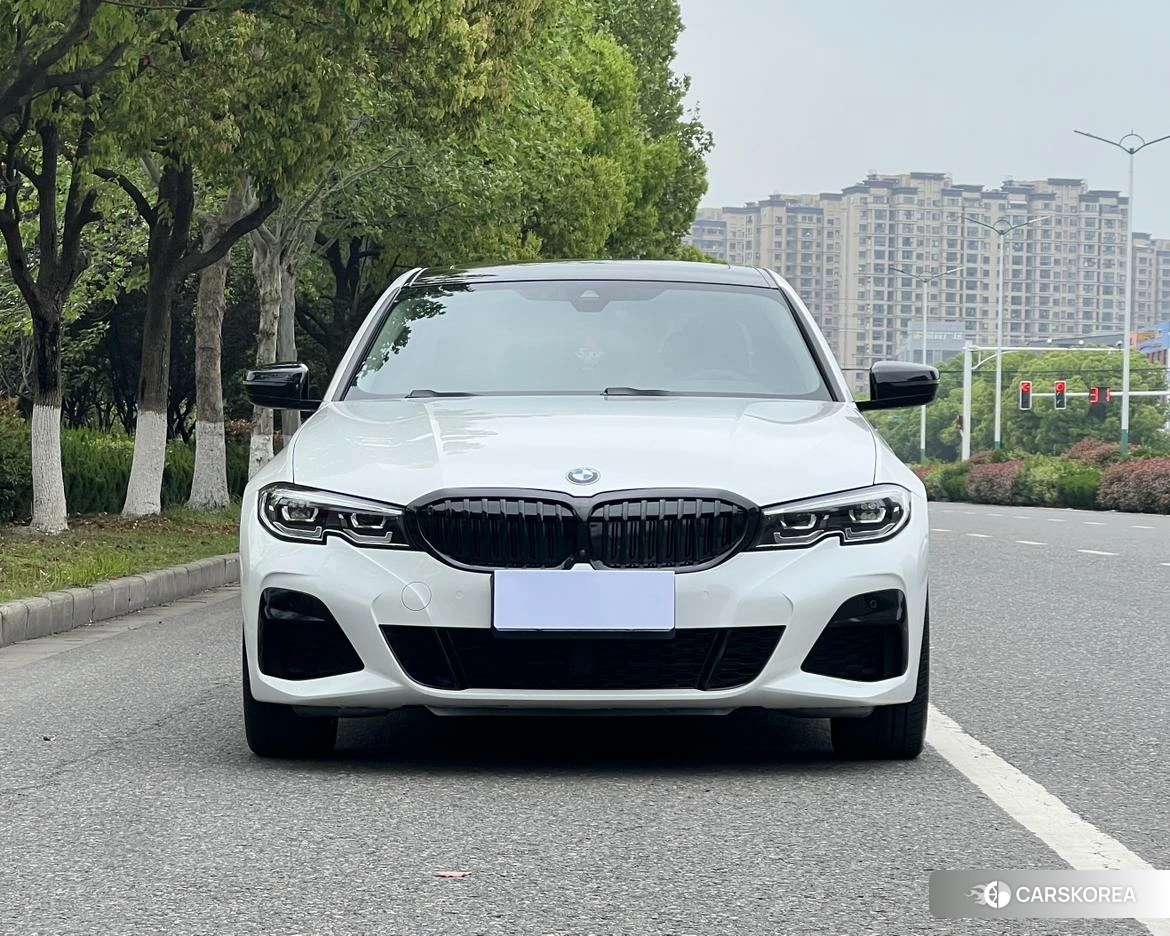 BMW 3 series 2020 Белый из Китая, фото 2