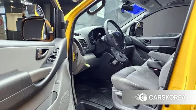 Hyundai The New Grand Starex 2021 Желтый из Кореи, фото 2