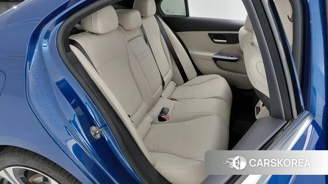 Mercedes-Benz C-Class W206 2023 Синий из Кореи, фото 2