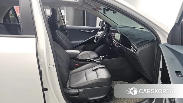 Kia Di Ol Nu Niro 2022 Белый из Кореи, фото 2