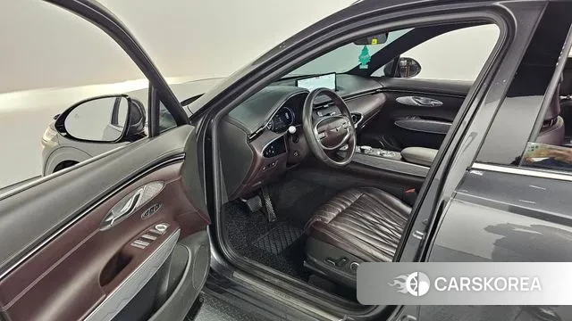 Genesis GV70 2022 Серый из Кореи, фото 2