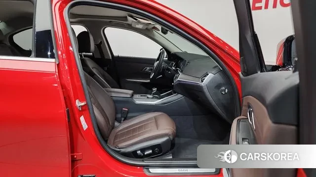 BMW 3 Series (G20) id 3499243 из Кореи 2