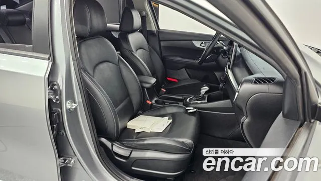 Kia The New K3 2nd generation 2021 Серый из Кореи, фото 2