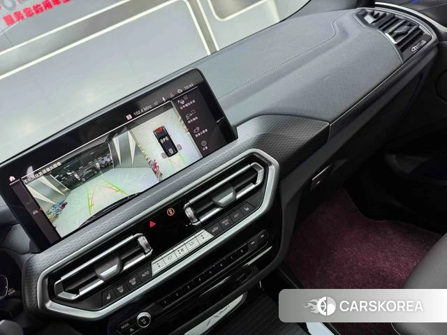 BMW X3 2022 Черный из Китая, фото 2