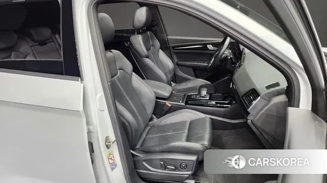 Audi Q5 (FY) 2021 Белый из Кореи, фото 2