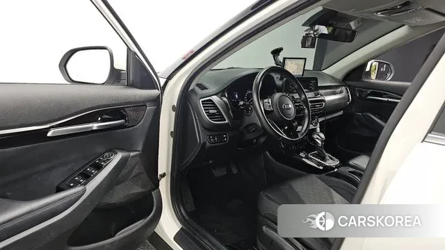 Kia Seltos 2020 Белый из Кореи, фото 2