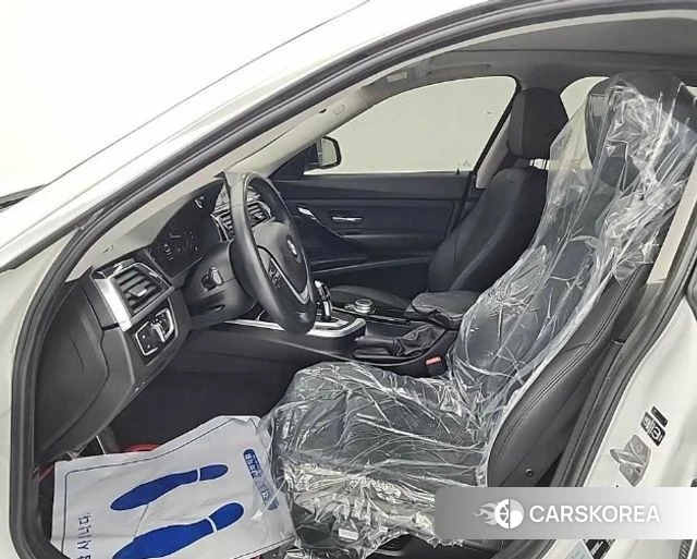 BMW 3 Series GT (F34) 2019 Белый из Кореи, фото 2