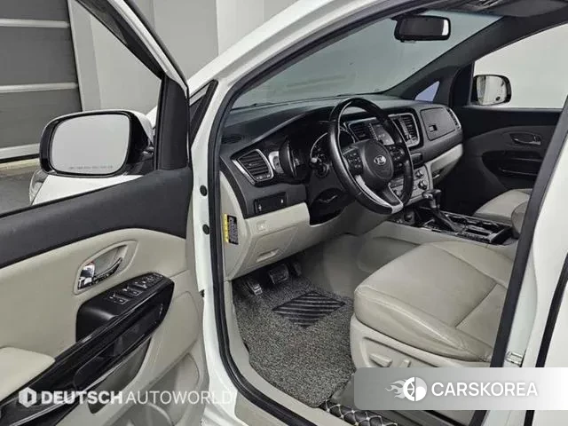Kia The New Carnival 2019 Белый из Кореи, фото 2