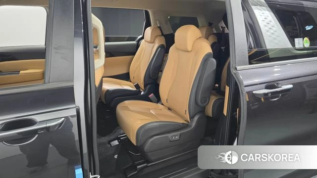 Kia Carnival 4th generation 2023 Серый из Кореи, фото 2