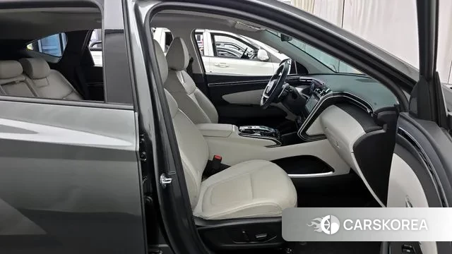 Hyundai Tucson (NX4) 2023 Темно-зеленый из Кореи, фото 2