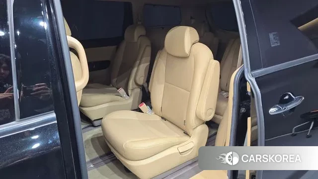 Kia The New Carnival 2019 Черный из Кореи, фото 2